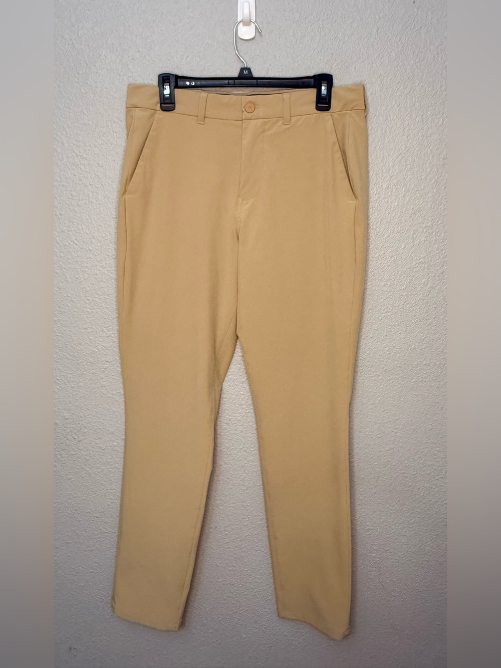 Mizzen+Main | Slim-Fit Helmsman Chino Pant | Khaki Tan | Size 32x32